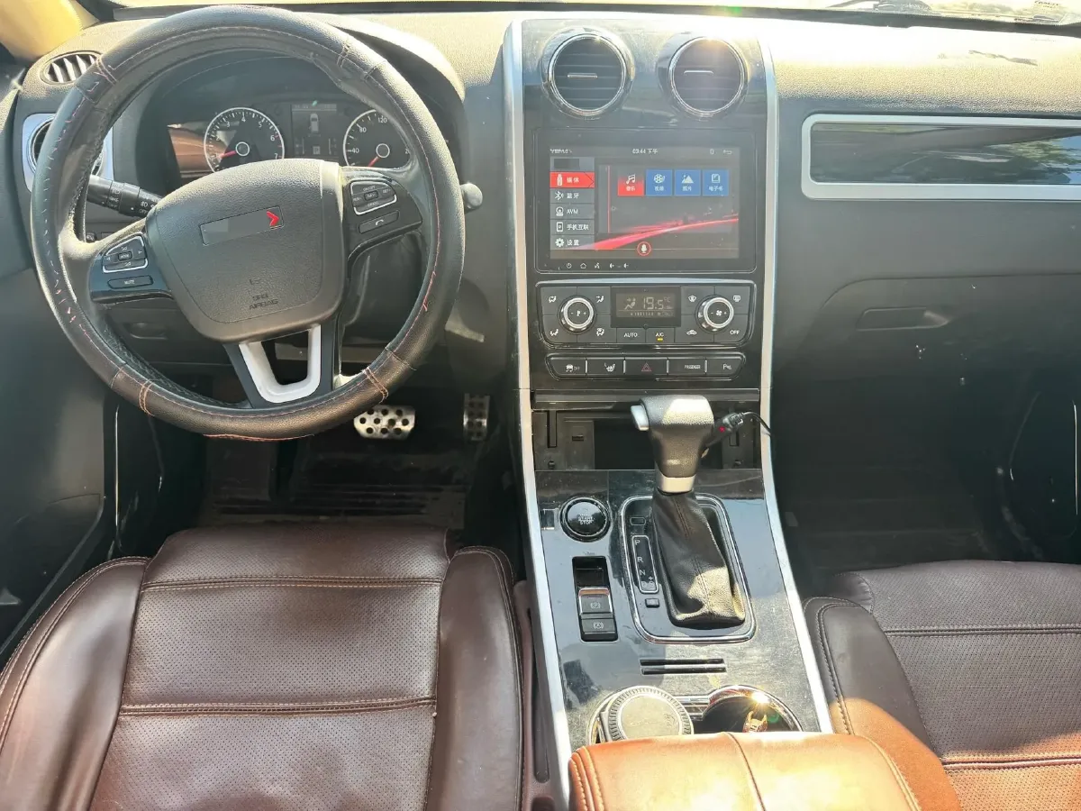 2017 Yema T70 1.8T 160HP L4 CVT,autocango,china used car exporter,china ev exporter,chinese used car exporter,chinese used ev exporter