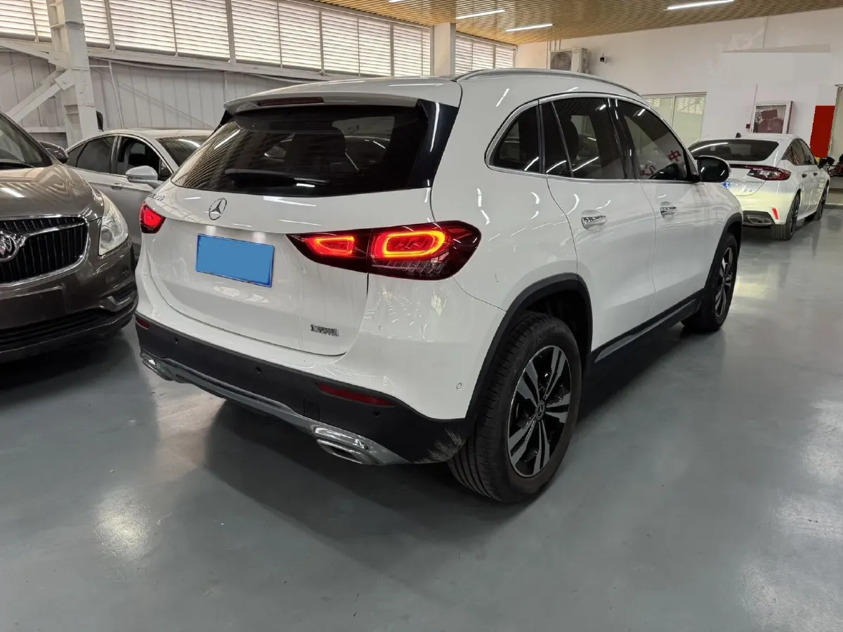 2020 Mercedes-Benz GLA Class 1.3T 163HP L4 7DCT,autocango,china used car exporter,china ev exporter,chinese used car exporter,chinese used ev exporter