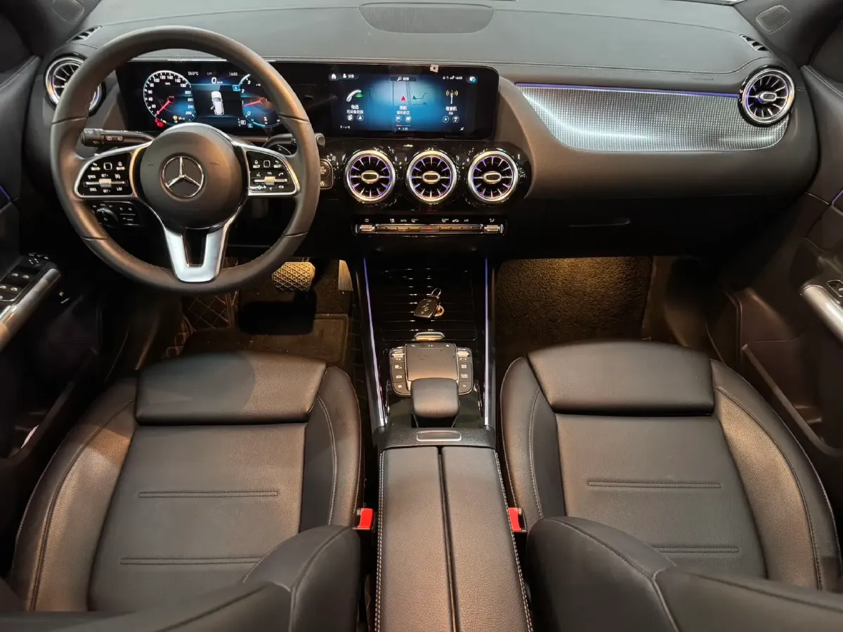 2020 Mercedes-Benz GLA Class 1.3T 163HP L4 7DCT,autocango,china used car exporter,china ev exporter,chinese used car exporter,chinese used ev exporter