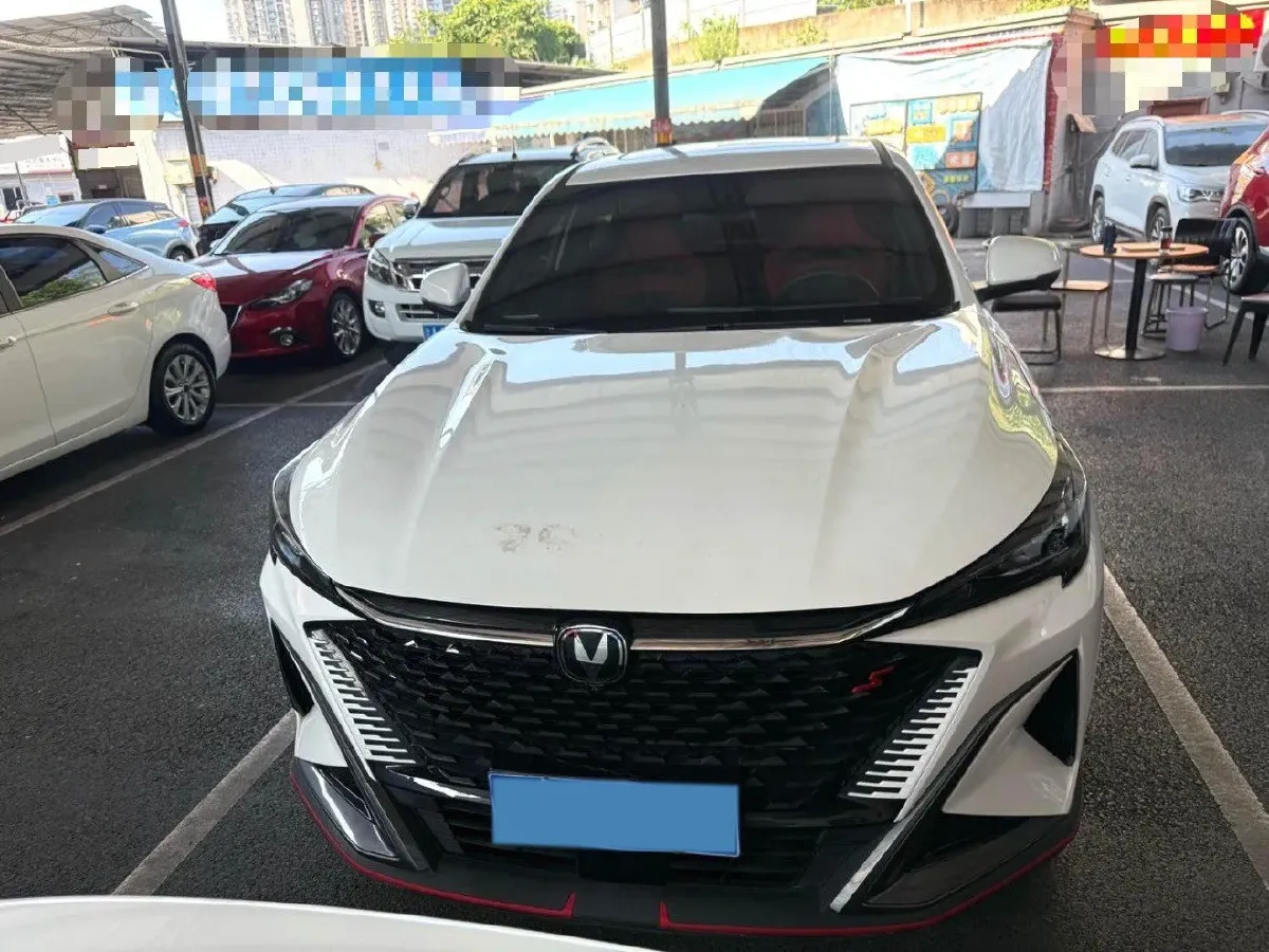 2024 ChangAn X5 PLUS 1.5T 188HP L4 7DCT,autocango,china used car exporter,china ev exporter,chinese used car exporter,chinese used ev exporter