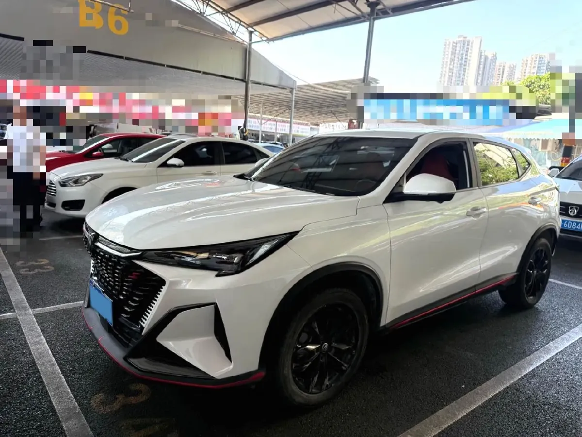 2024 ChangAn X5 PLUS 1.5T 188HP L4 7DCT,autocango,china used car exporter,china ev exporter,chinese used car exporter,chinese used ev exporter