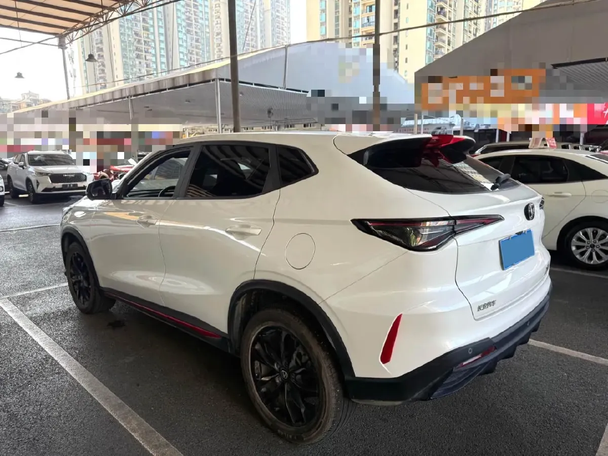 2024 ChangAn X5 PLUS 1.5T 188HP L4 7DCT,autocango,china used car exporter,china ev exporter,chinese used car exporter,chinese used ev exporter