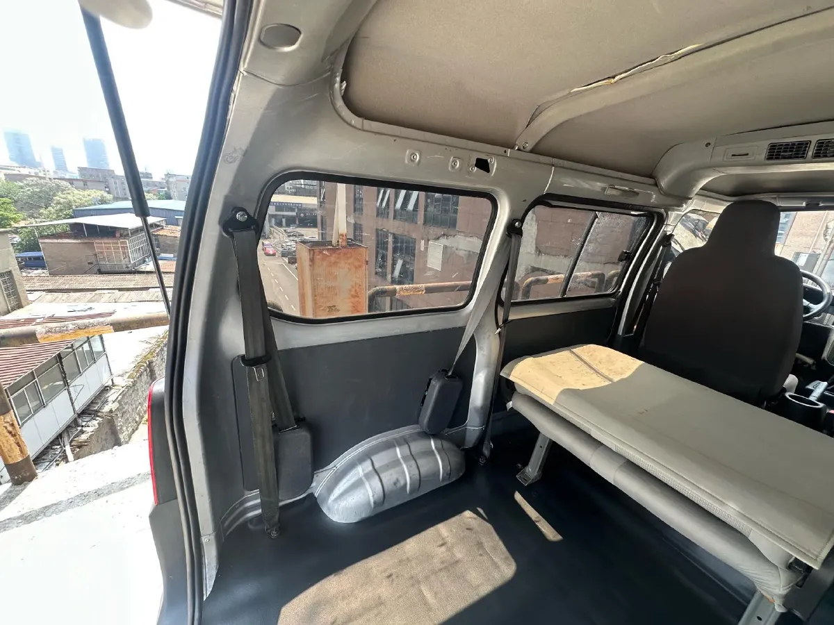 2020 WuLing ZhiGuang 1.2L 76HP L4 5MT,autocango,china used car exporter,china ev exporter,chinese used car exporter,chinese used ev exporter