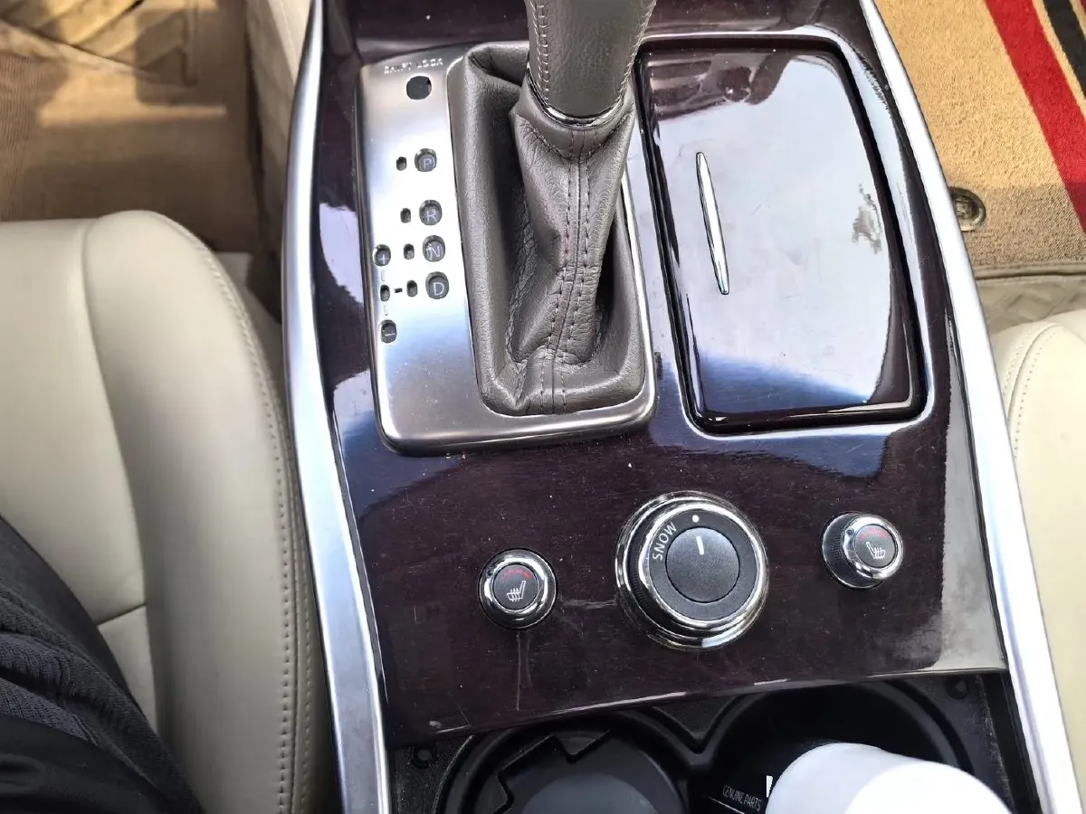 2019 Alfa Romeo Giulia 2.0T 280HP L4 8AT,autocango,china used car exporter,china ev exporter,chinese used car exporter,chinese used ev exporter