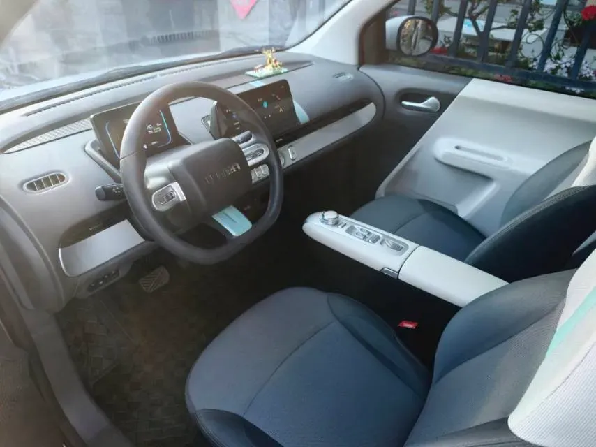 2025 LingBox BOX BEV 19.2KWH,autocango,china used car exporter,china ev exporter,chinese used car exporter,chinese used ev exporter