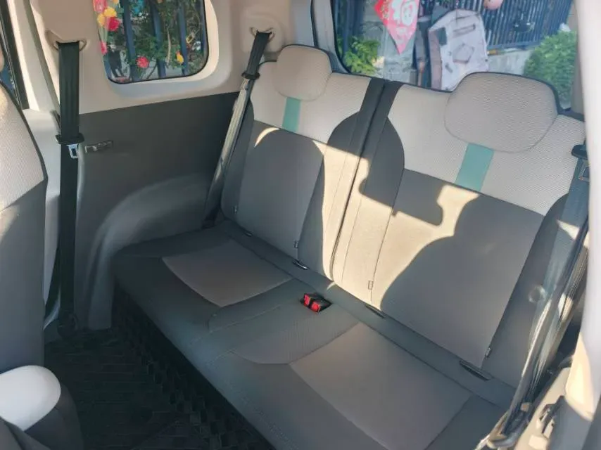 2025 LingBox BOX BEV 19.2KWH,autocango,china used car exporter,china ev exporter,chinese used car exporter,chinese used ev exporter