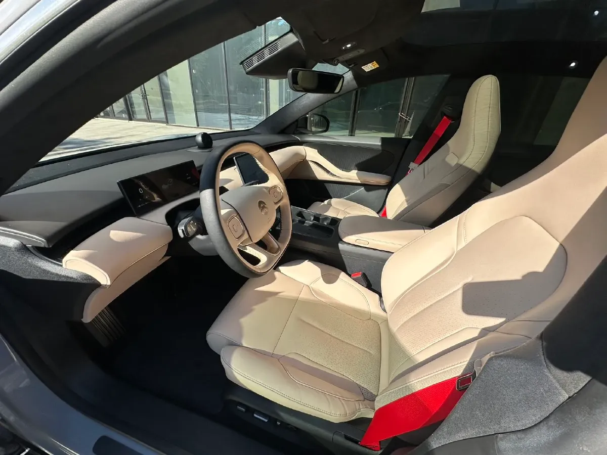 2022 JunTian HeiWuShi Youth 2.0T 203HP L4 6AT,autocango,china used car exporter,china ev exporter,chinese used car exporter,chinese used ev exporter
