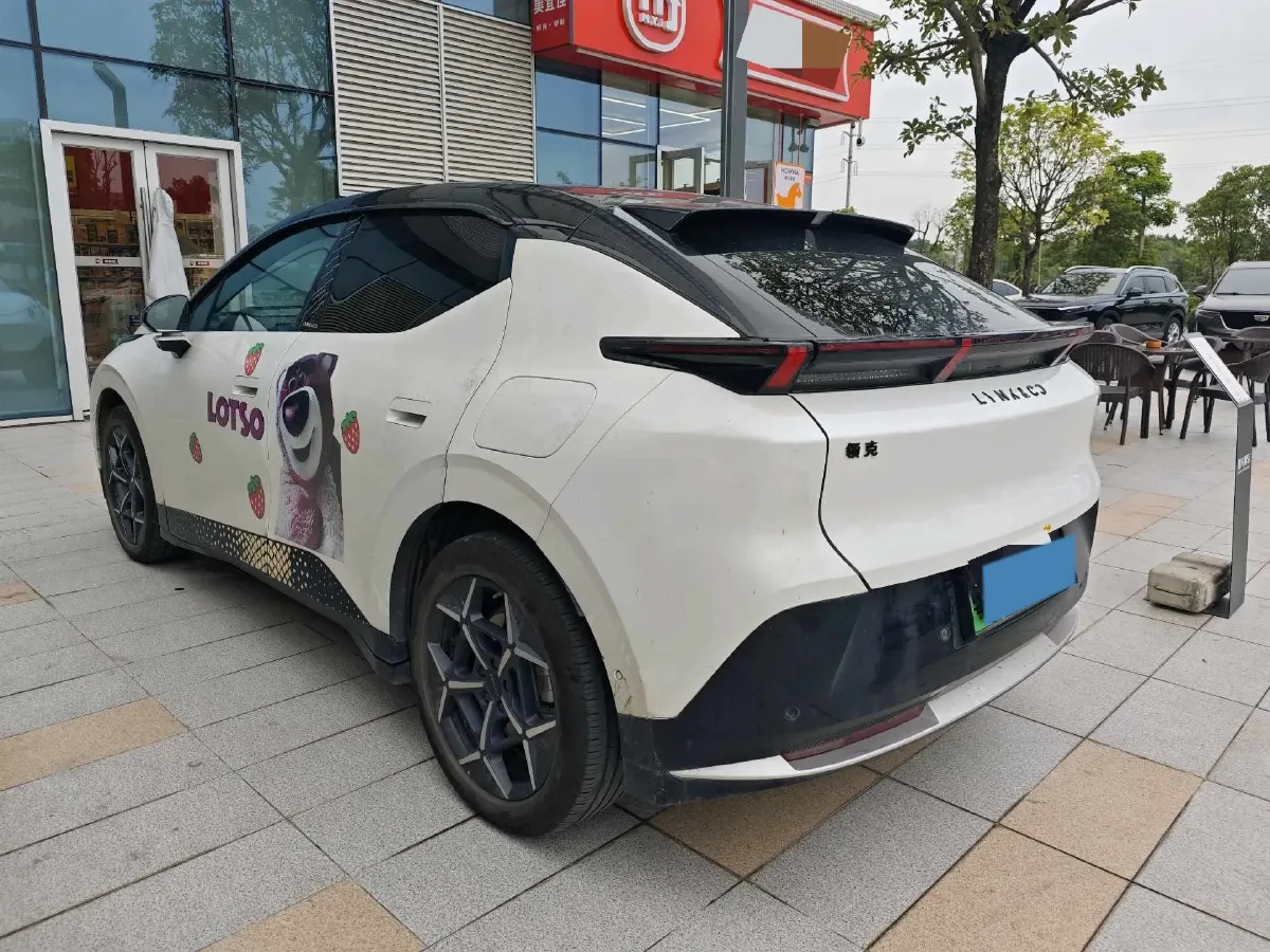 2025 Dongfeng Z9 2.0T 258HP L4 8AT,autocango,china used car exporter,china ev exporter,chinese used car exporter,chinese used ev exporter