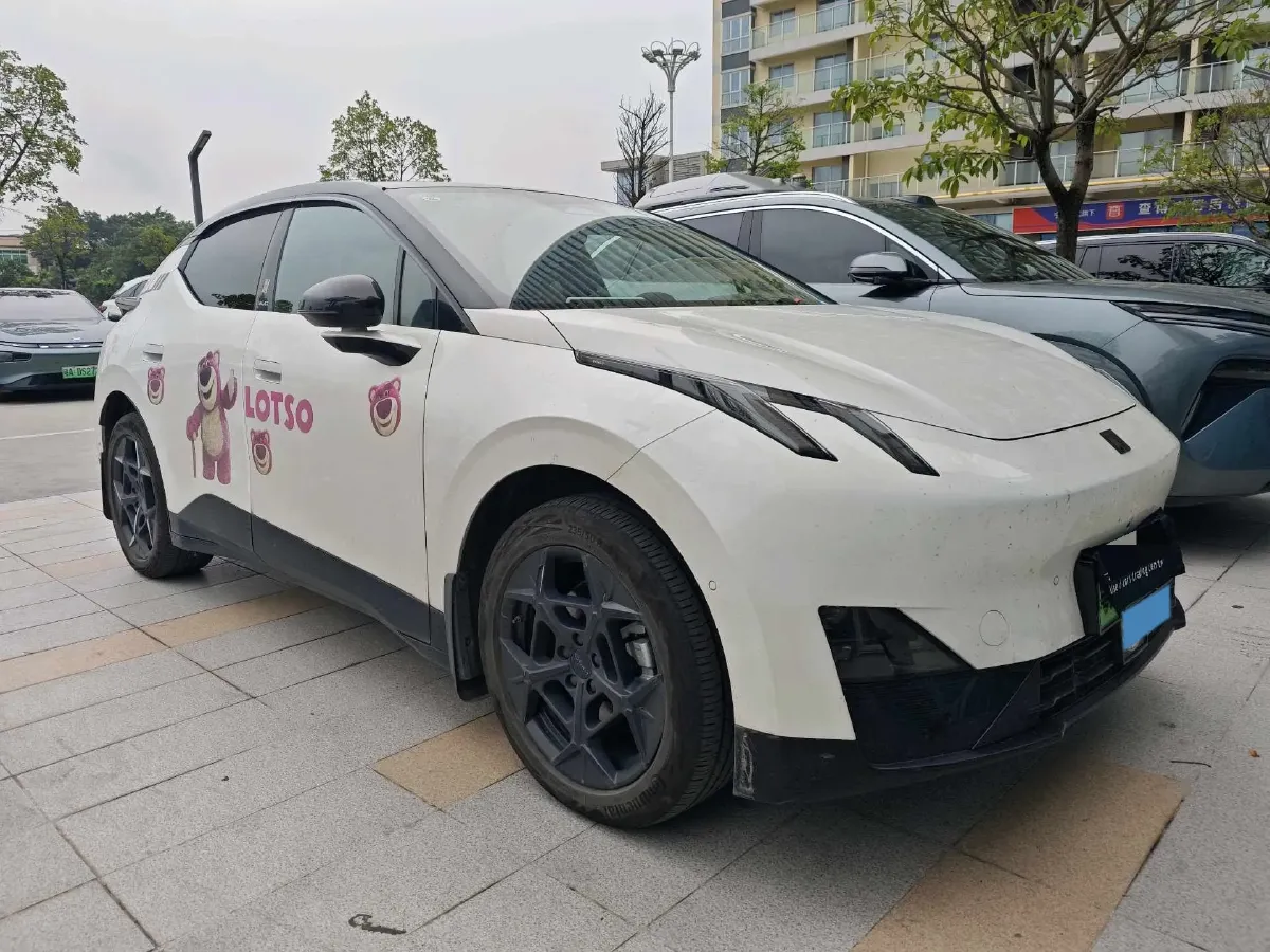 2025 Dongfeng Z9 2.0T 258HP L4 8AT,autocango,china used car exporter,china ev exporter,chinese used car exporter,chinese used ev exporter