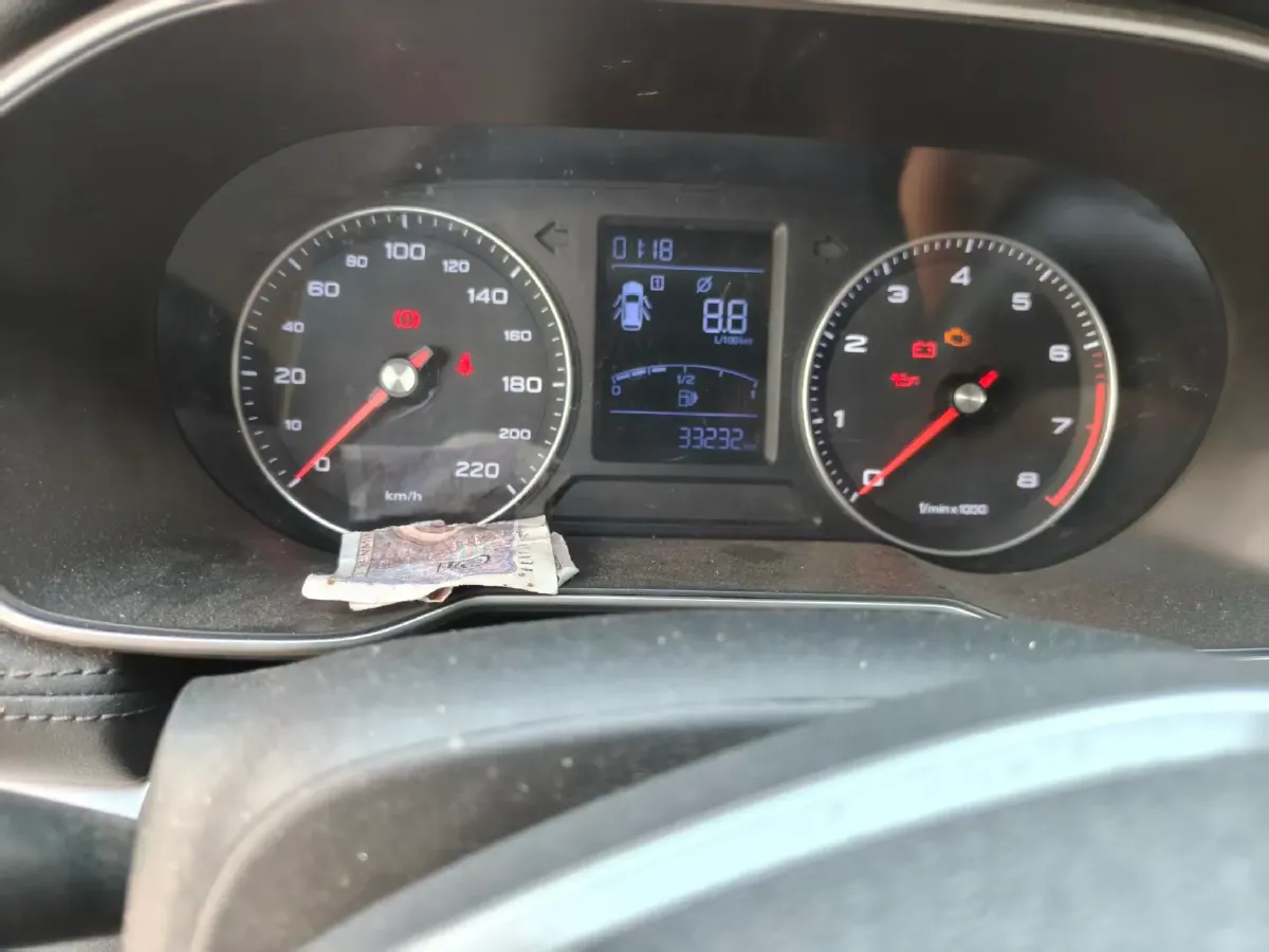2020 Roewe RX3 1.6L 125HP L4 5MT,autocango,china used car exporter,china ev exporter,chinese used car exporter,chinese used ev exporter