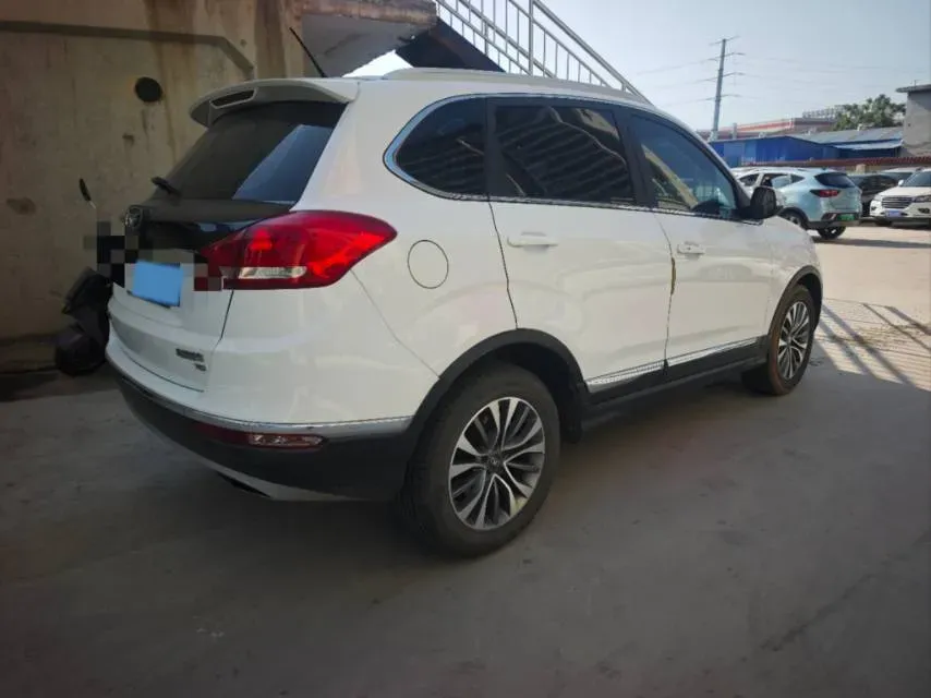 2017 KaiYi X5 1.5T 152HP L4 5MT,autocango,china used car exporter,china ev exporter,chinese used car exporter,chinese used ev exporter