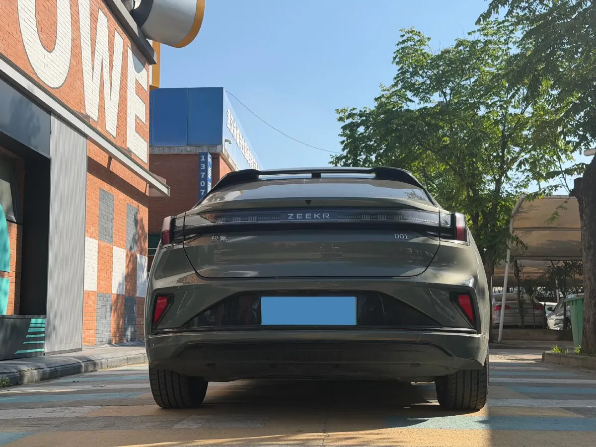 2025 Zeekr 001 BEV 95KWH,autocango,china used car exporter,china ev exporter,chinese used car exporter,chinese used ev exporter