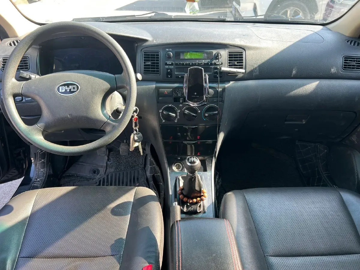 2020 BYD F3 1.5L 109HP L4 5MT,autocango,china used car exporter,china ev exporter,chinese used car exporter,chinese used ev exporter