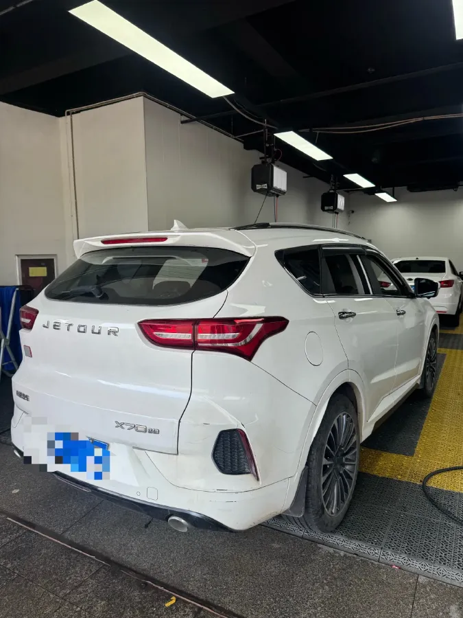 2020 Jetour X70 1.5T 156HP L4 6MT,autocango,china used car exporter,china ev exporter,chinese used car exporter,chinese used ev exporter