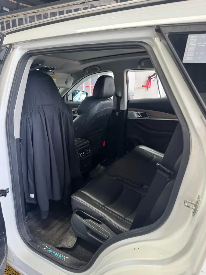 2020 Jetour X70 1.5T 156HP L4 6MT,autocango,china used car exporter,china ev exporter,chinese used car exporter,chinese used ev exporter