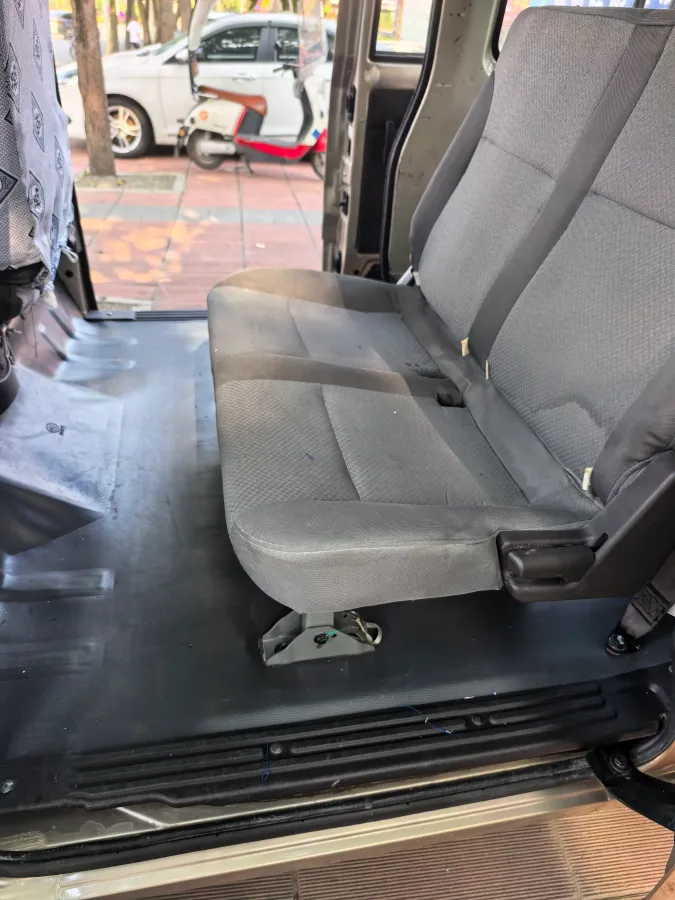 2017 WuLing RongGuang 1.5L 107HP L4 5MT,autocango,china used car exporter,china ev exporter,chinese used car exporter,chinese used ev exporter
