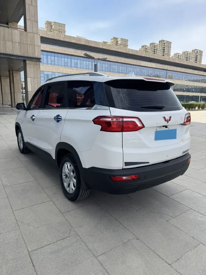 2018 WuLing HongGuang S3 1.5L 112HP L4 6MT,autocango,china used car exporter,china ev exporter,chinese used car exporter,chinese used ev exporter