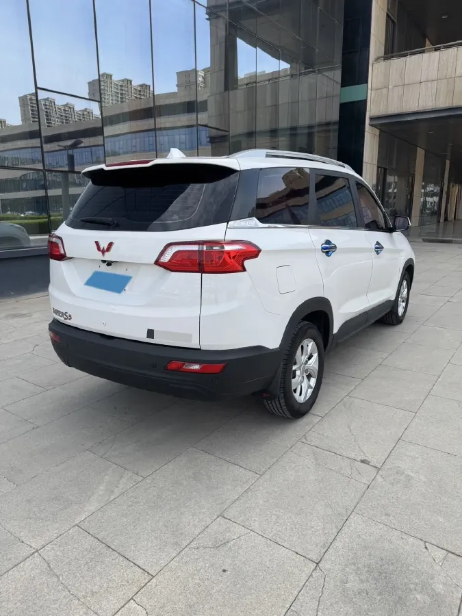 2018 WuLing HongGuang S3 1.5L 112HP L4 6MT,autocango,china used car exporter,china ev exporter,chinese used car exporter,chinese used ev exporter