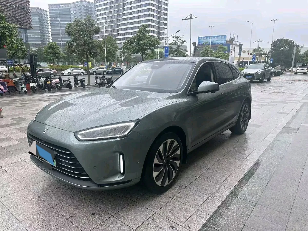 2022 Isuzu Mu-X 2.0T 220HP L4 8AT,autocango,china used car exporter,china ev exporter,chinese used car exporter,chinese used ev exporter