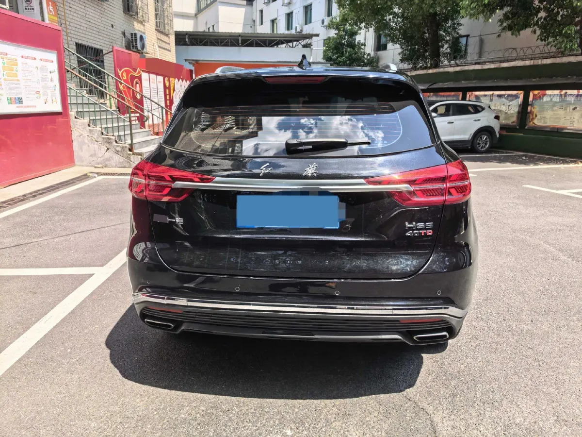 2022 HongQi HS5 2.0T 224HP L4 6AT,autocango,china used car exporter,china ev exporter,chinese used car exporter,chinese used ev exporter