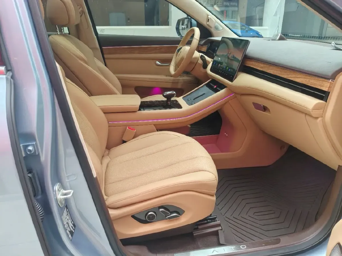 2024 AITO AITO M7 1.5T 152HP L4 REEV 40KWH,autocango,china used car exporter,china ev exporter,chinese used car exporter,chinese used ev exporter