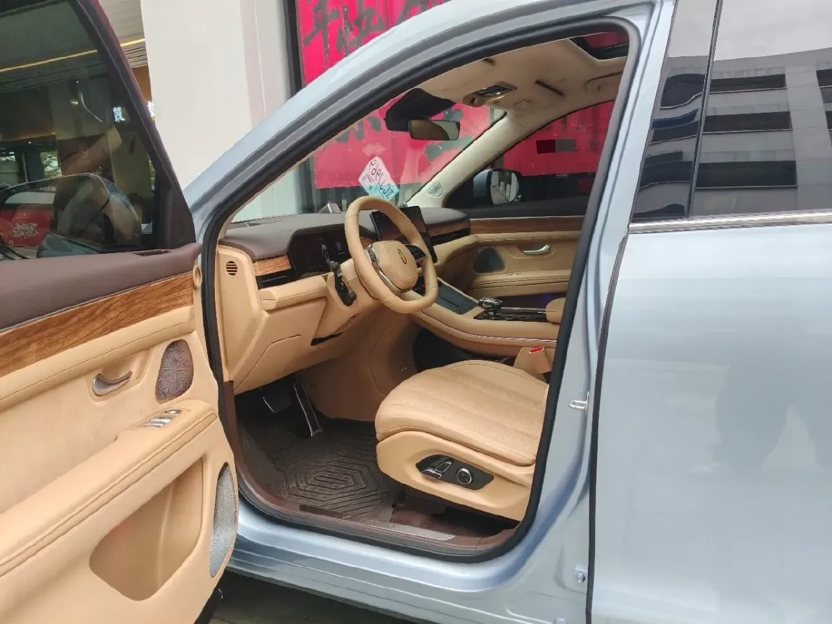 2024 AITO AITO M7 1.5T 152HP L4 REEV 40KWH,autocango,china used car exporter,china ev exporter,chinese used car exporter,chinese used ev exporter
