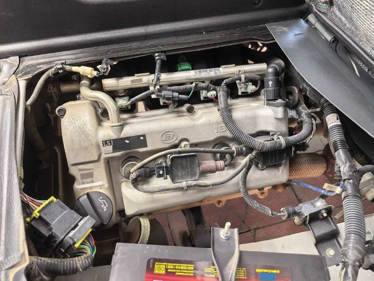 2020 WuLing ZhiGuang 1.2L 76HP L4 5MT,autocango,china used car exporter,china ev exporter,chinese used car exporter,chinese used ev exporter