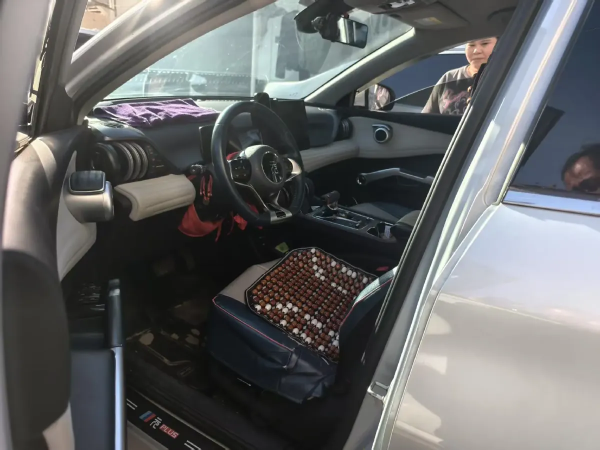 2022 Hycan Z03 BEV 64.23KWH,autocango,china used car exporter,china ev exporter,chinese used car exporter,chinese used ev exporter