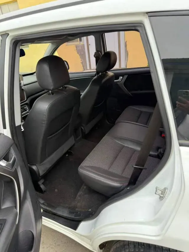 2018 Chery Tiggo 3 1.6L 126HP L4 5MT,autocango,china used car exporter,china ev exporter,chinese used car exporter,chinese used ev exporter