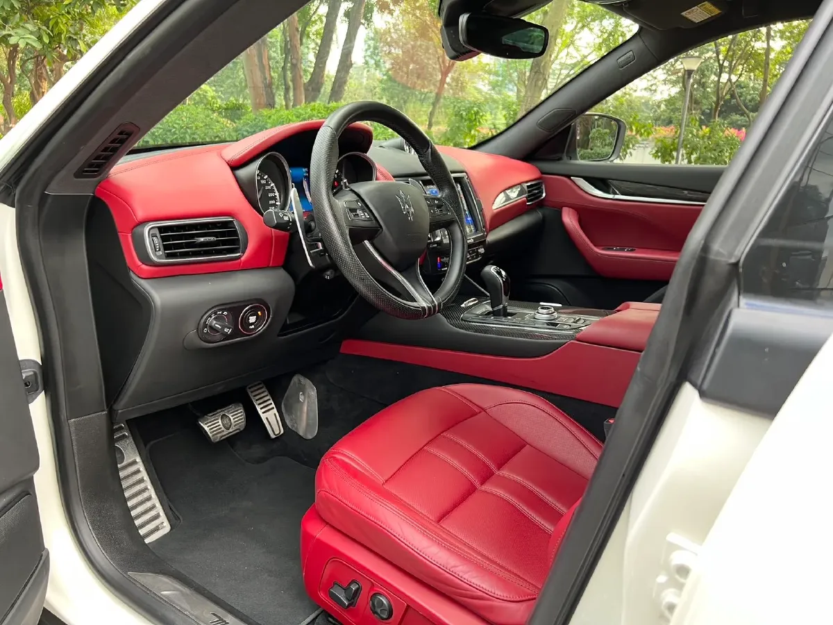 2016 Audi S6 4.0T 450HP V8 7DCT,autocango,china used car exporter,china ev exporter,chinese used car exporter,chinese used ev exporter