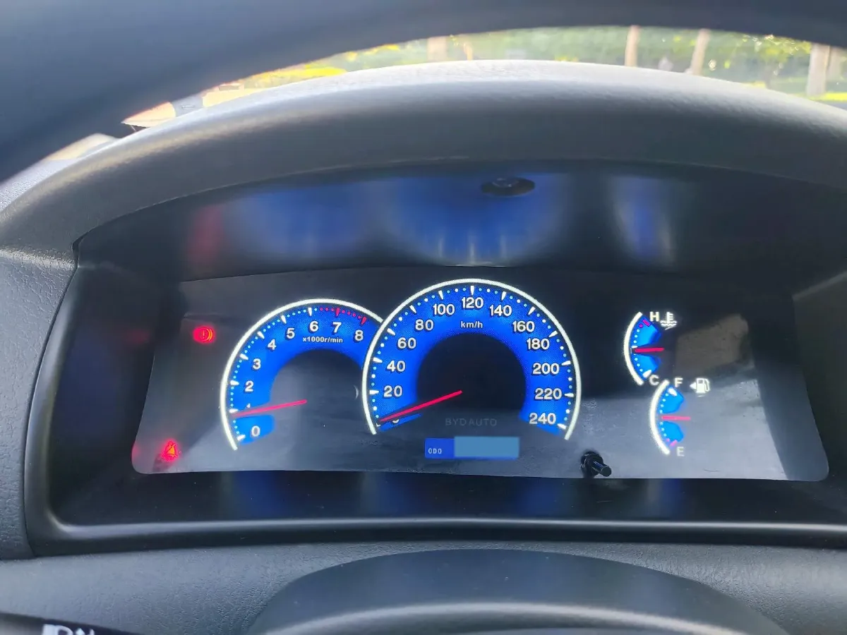 2018 BYD F3 1.5L 109HP L4 5MT,autocango,china used car exporter,china ev exporter,chinese used car exporter,chinese used ev exporter