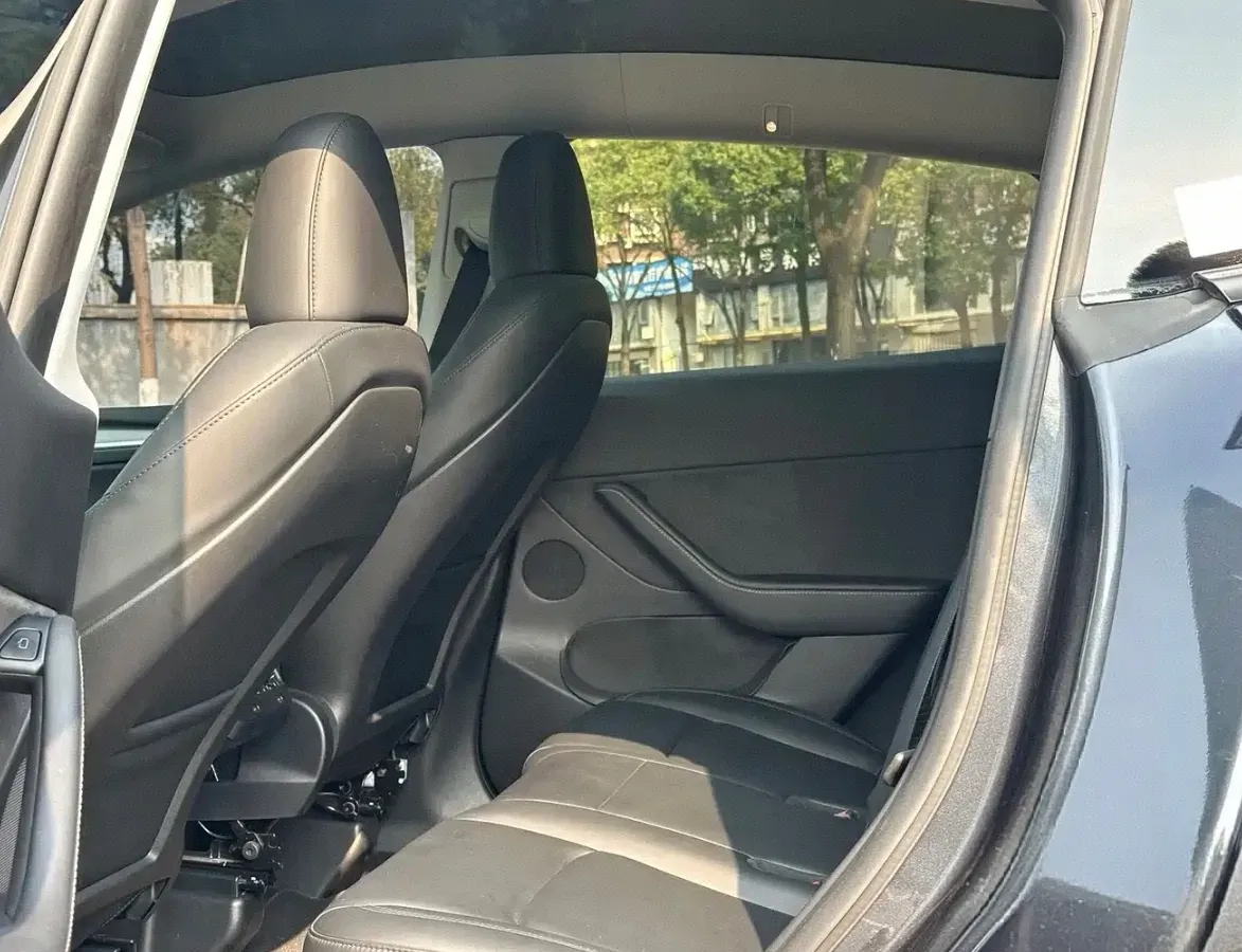 2024 Iveco OuSheng BEV 77.28KWH,autocango,china used car exporter,china ev exporter,chinese used car exporter,chinese used ev exporter