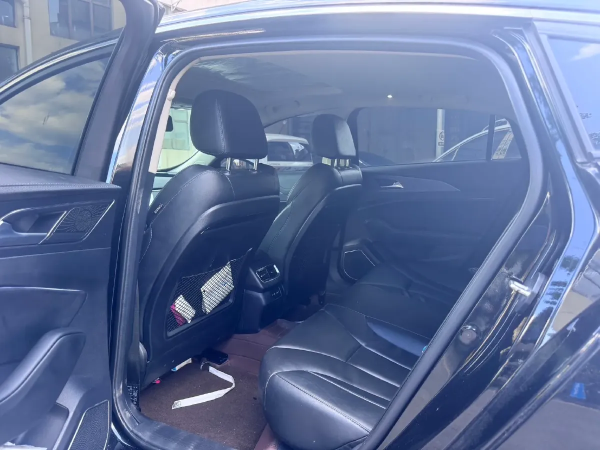 2022 HongQi H5 1.5T 169HP L4 7DCT,autocango,china used car exporter,china ev exporter,chinese used car exporter,chinese used ev exporter
