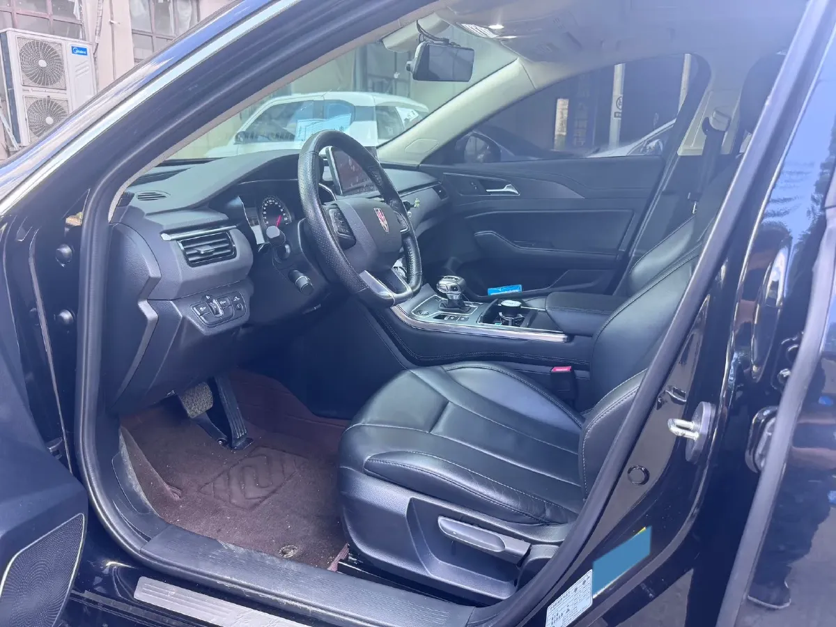2022 HongQi H5 1.5T 169HP L4 7DCT,autocango,china used car exporter,china ev exporter,chinese used car exporter,chinese used ev exporter