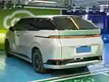 2025 Xpeng X9 BEV