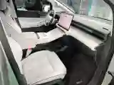 2025 Xpeng X9 BEV