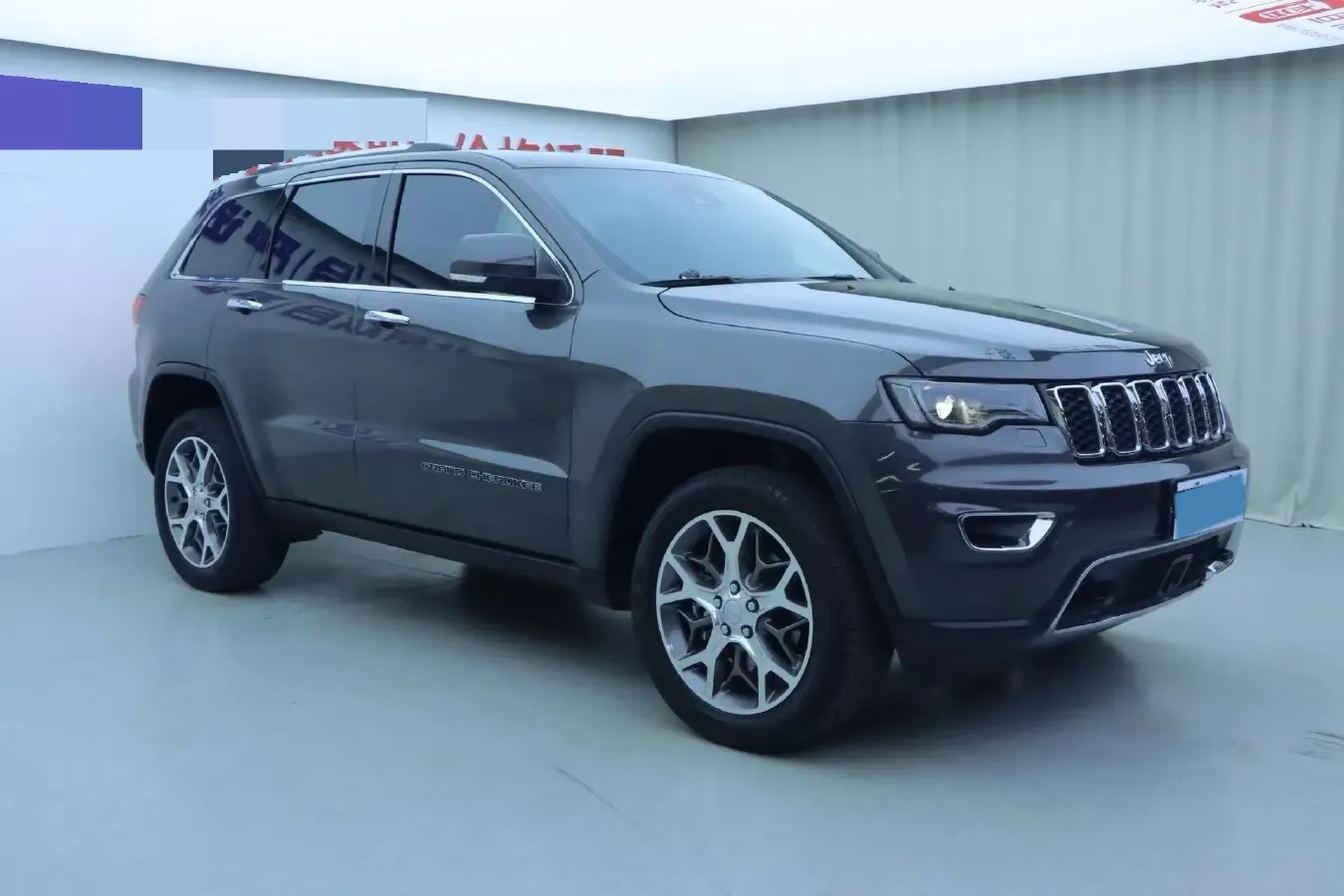 2021 Jeep Grand Cherokee 3.0L 234HP V6 8AT,autocango,china used car exporter,china ev exporter,chinese used car exporter,chinese used ev exporter