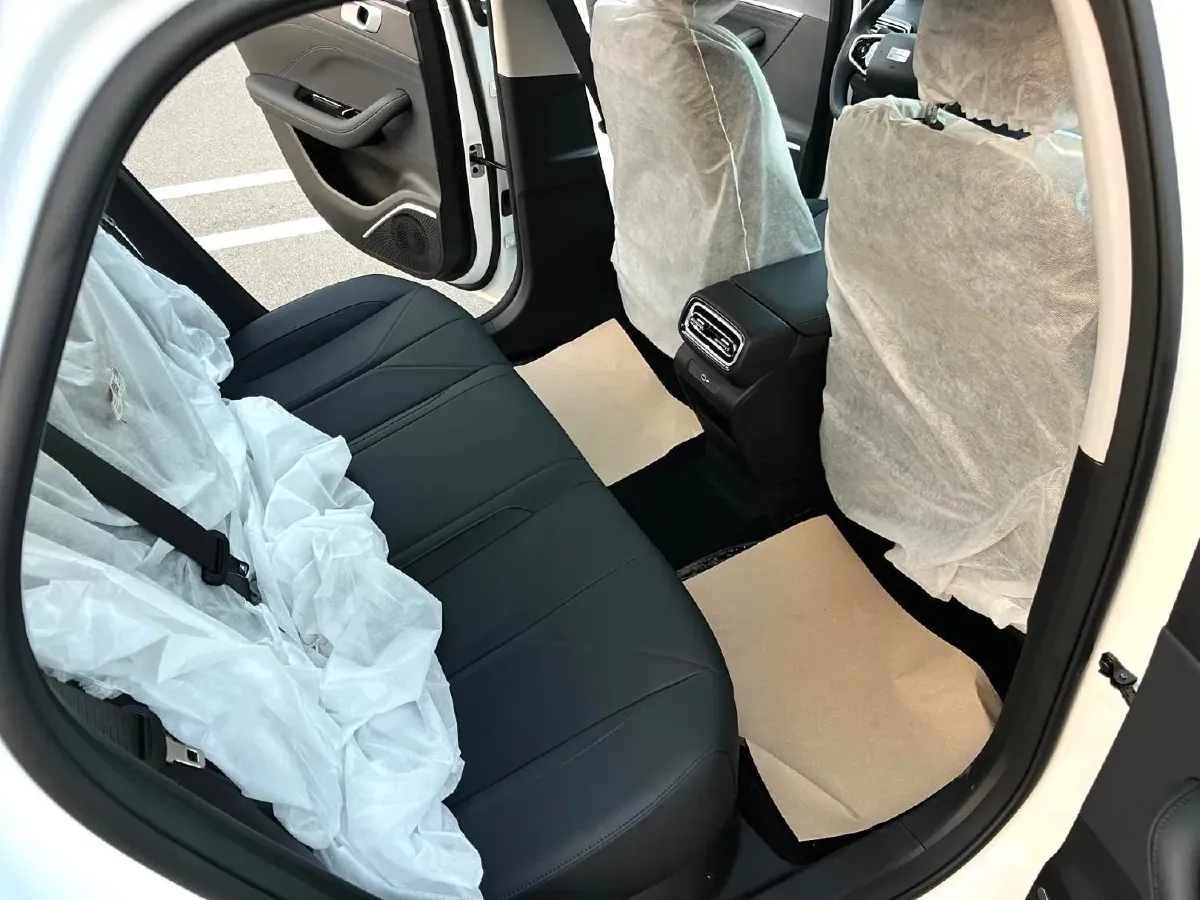 2025 ChangAn KuaYue KuaYueXing V5 EV BEV 41.86KWH,autocango,china used car exporter,china ev exporter,chinese used car exporter,chinese used ev exporter