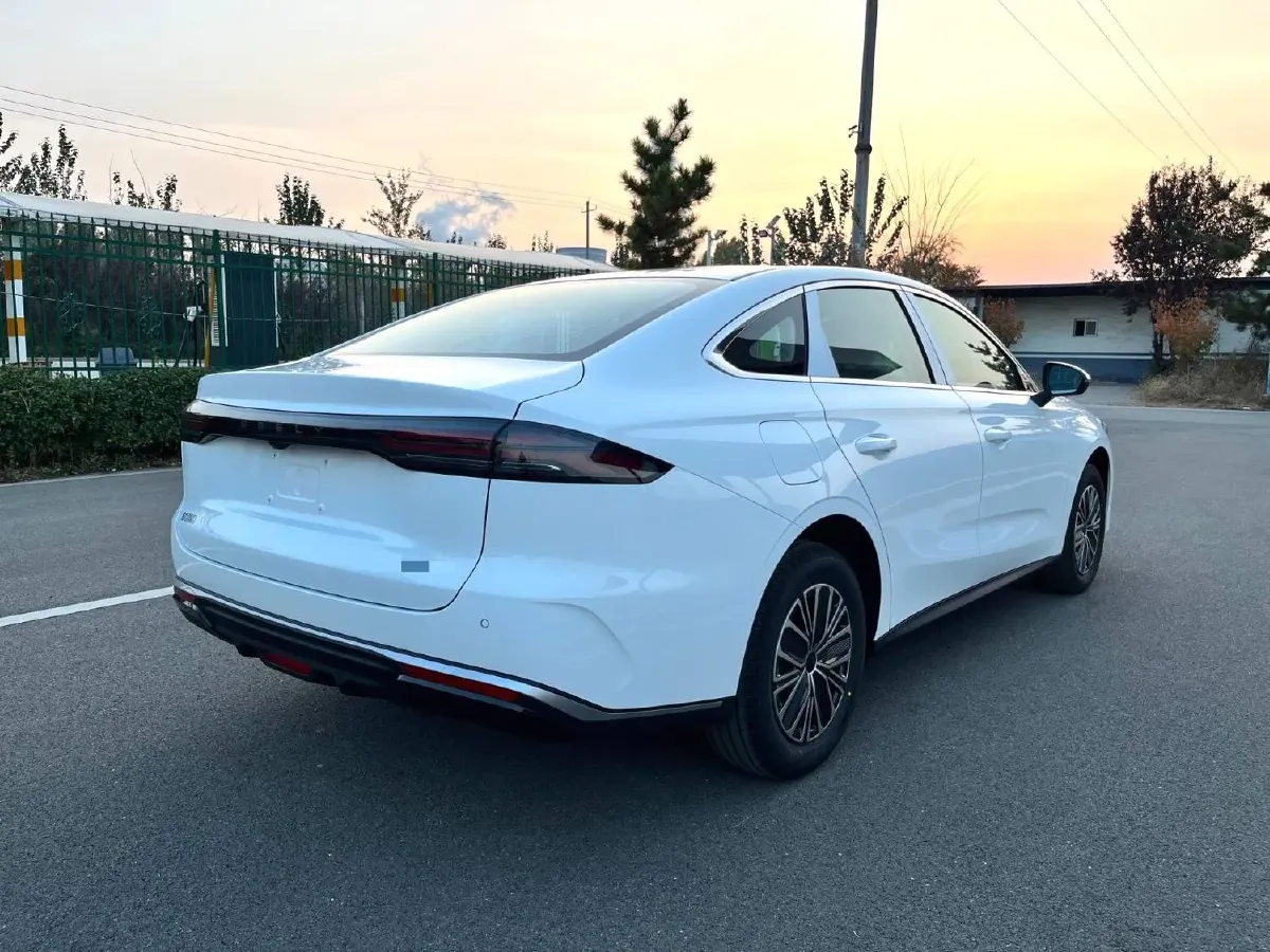 2025 ChangAn KuaYue KuaYueXing V5 EV BEV 41.86KWH,autocango,china used car exporter,china ev exporter,chinese used car exporter,chinese used ev exporter