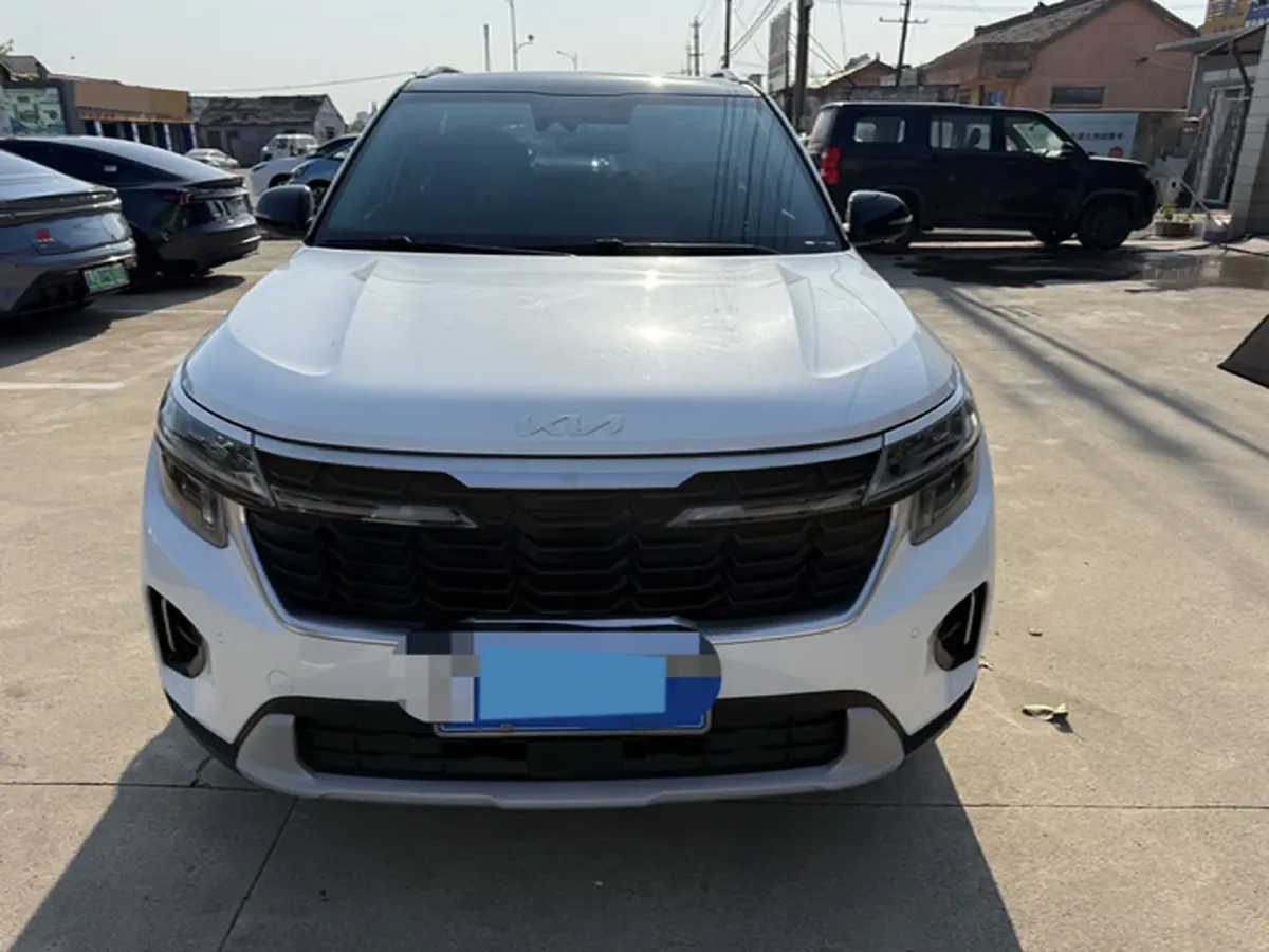 2023 Kia Seltos 1.5L 115HP L4 CVT,autocango,china used car exporter,china ev exporter,chinese used car exporter,chinese used ev exporter