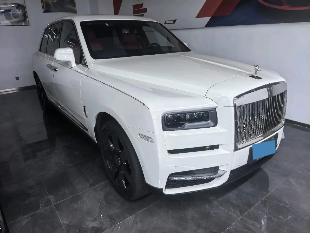 2018 Rolls-Royce Cullinan 6.7T 571HP V12 8AT,autocango,china used car exporter,china ev exporter,chinese used car exporter,chinese used ev exporter