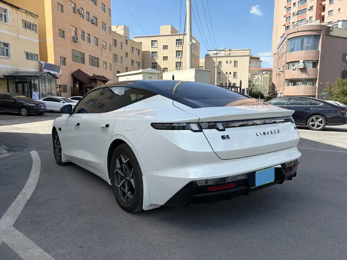 2025 LYNK&CO 10 EM-P 1.5T 163HP L4 3DHT PHEV,autocango,china used car exporter,china ev exporter,chinese used car exporter,chinese used ev exporter
