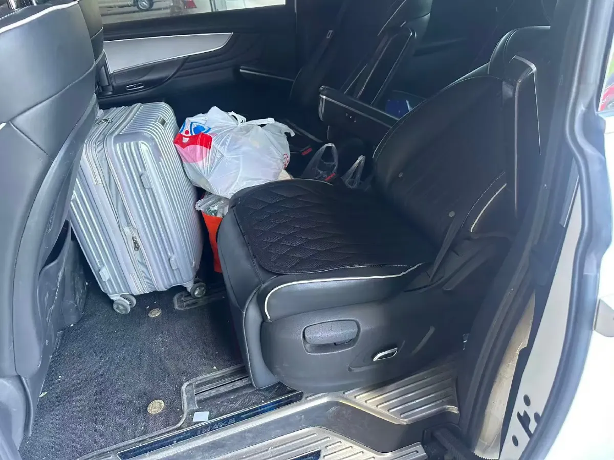 2021 Roewe iMAX8 2.0T 234HP L4 8AT,autocango,china used car exporter,china ev exporter,chinese used car exporter,chinese used ev exporter