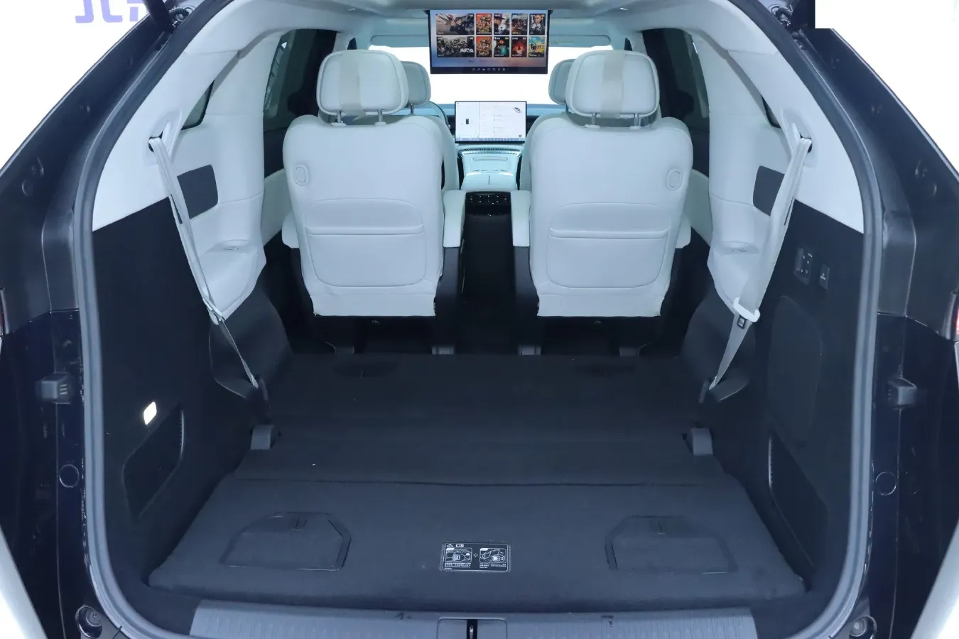 2024 Xpeng X9 BEV 84.5KWH,autocango,china used car exporter,china ev exporter,chinese used car exporter,chinese used ev exporter