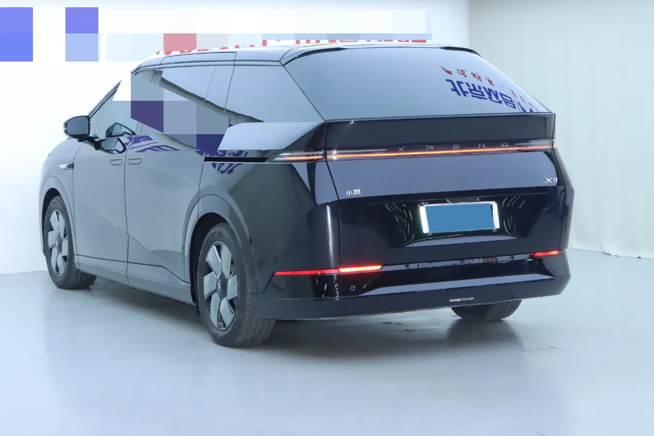 2024 Xpeng X9 BEV 84.5KWH,autocango,china used car exporter,china ev exporter,chinese used car exporter,chinese used ev exporter
