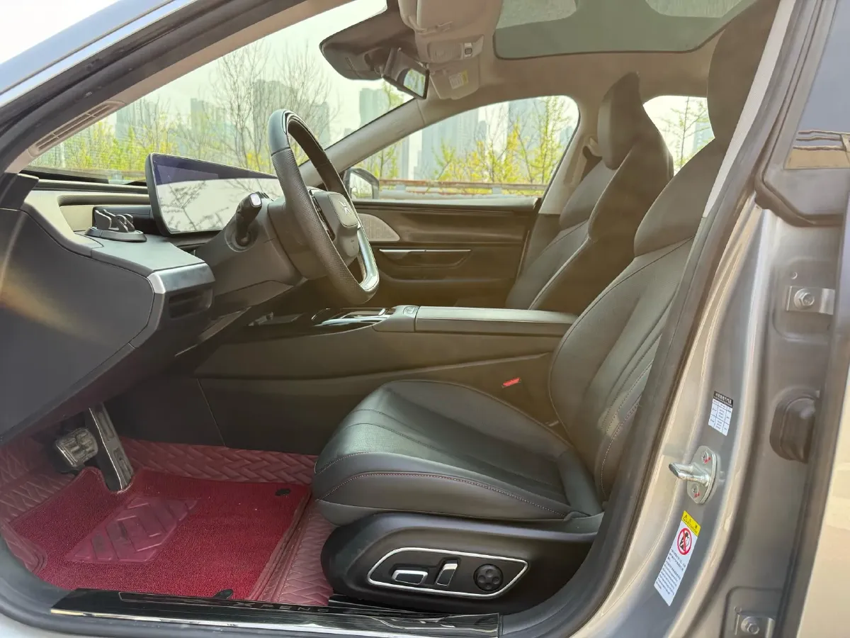 2020 DS 7 1.6T 215HP L4 8AT,autocango,china used car exporter,china ev exporter,chinese used car exporter,chinese used ev exporter