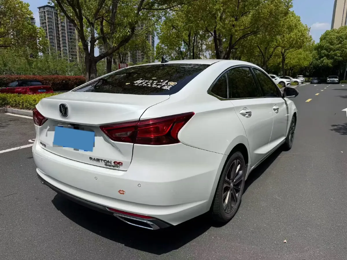 2022 ChangAn Raeton CC 1.5T 188HP L4 7DCT,autocango,china used car exporter,china ev exporter,chinese used car exporter,chinese used ev exporter
