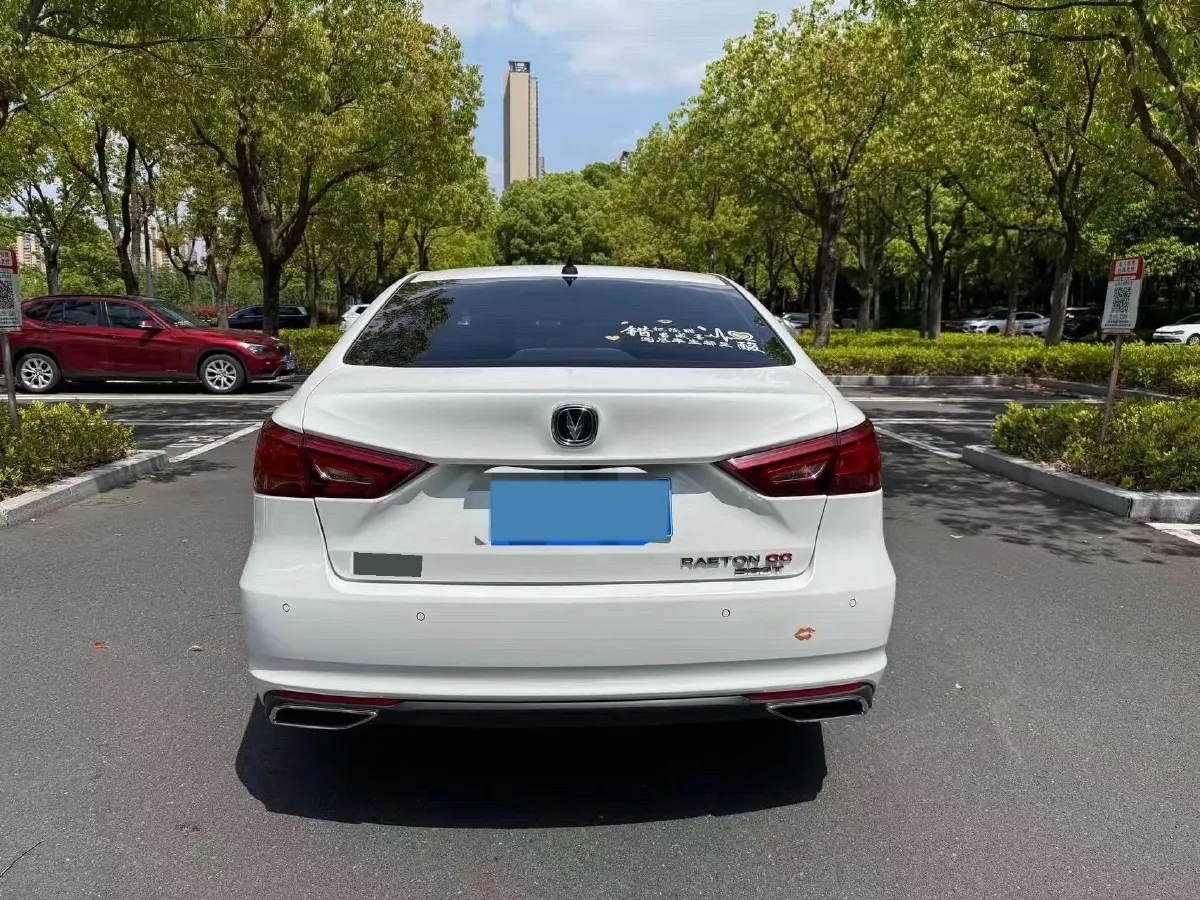 2022 ChangAn Raeton CC 1.5T 188HP L4 7DCT,autocango,china used car exporter,china ev exporter,chinese used car exporter,chinese used ev exporter