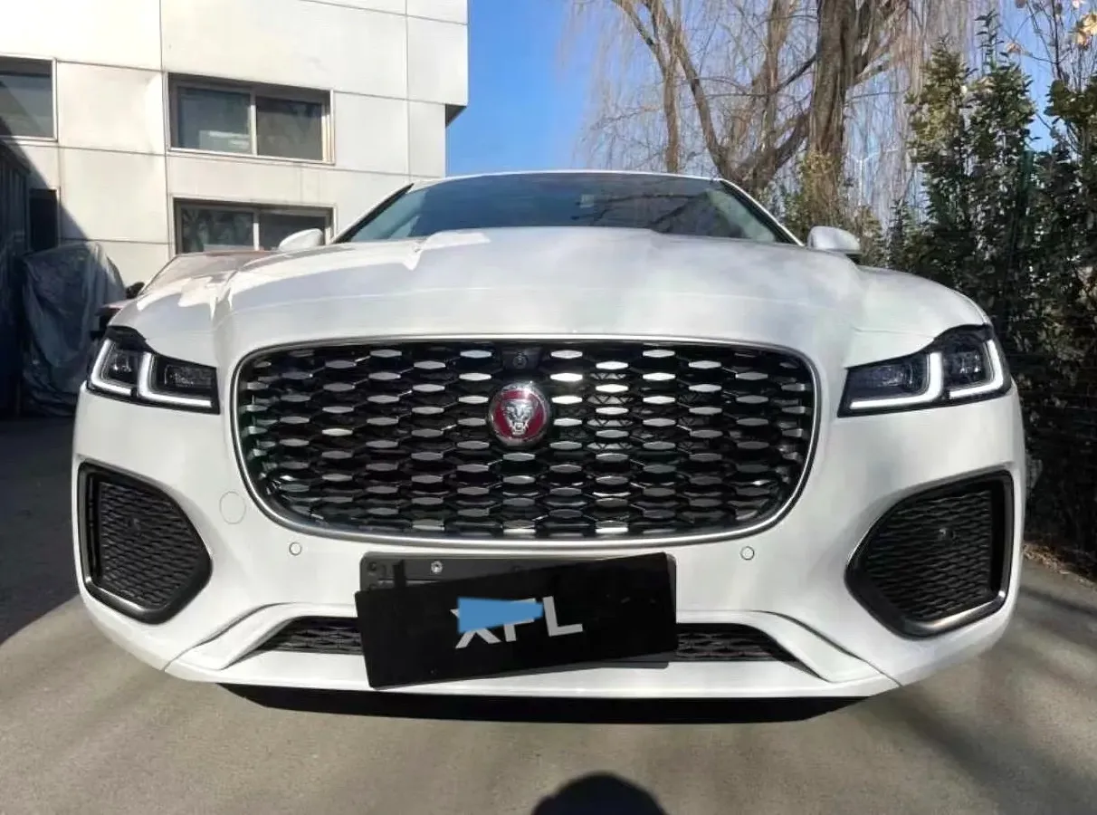 2021 Jaguar XFL 2.0T 200HP L4 8AT,autocango,china used car exporter,china ev exporter,chinese used car exporter,chinese used ev exporter