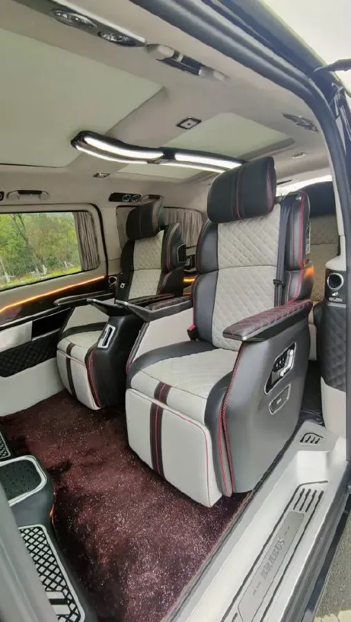 2022 Mercedes-Benz V Class 2.0T 211HP L4 9AT,autocango,china used car exporter,china ev exporter,chinese used car exporter,chinese used ev exporter